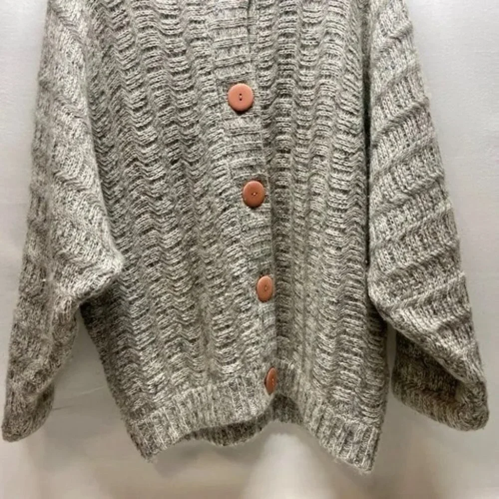 Vintage P.G.E. Mohair Wool Cardigan‎ Women's Medium Gray Ivory Chunky Knit NWOT